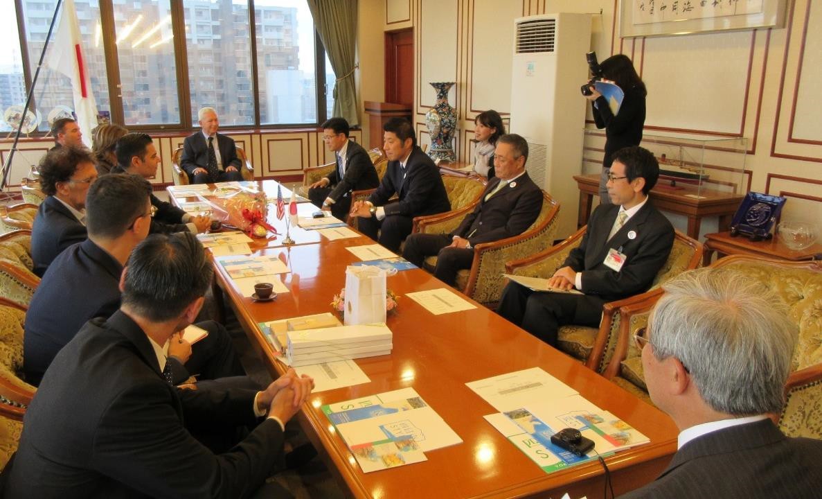 2017 Mayor Garcia in Yokkaichi (1)
